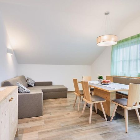 Huberhof Lägenhet San Lorenzo di Sebato Exteriör bild